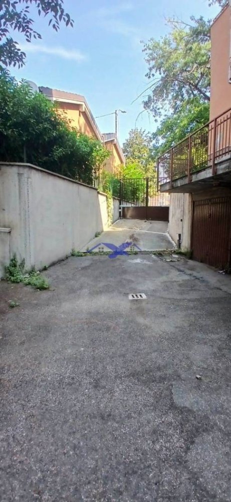 Гараж 20м² в Болонья, Италия № 313677
