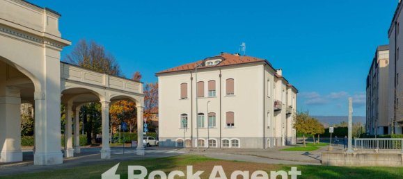5 rooms Office in Ivrea, Italy No. 299917 17