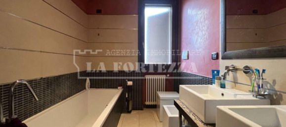 Villa de 3 dormitorios en San Giuliano Terme, Italy No. 178824 20