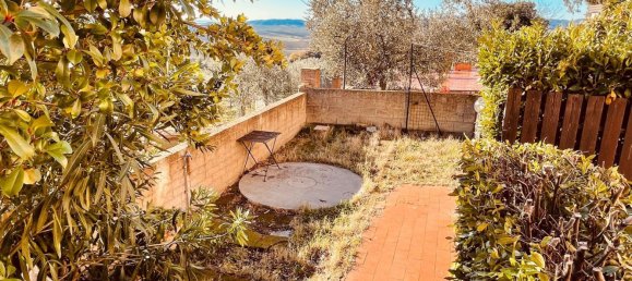 2-salle Appartement à Santa Luce, Italy No. 214286 10