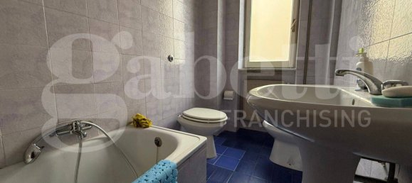 3 bedrooms Apartment in Formia, Italy No. 301202 8