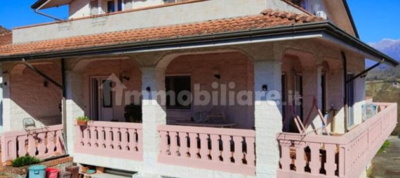 Villa de 5 dormitorios en Licciana Nardi, Italy No. 45269 2