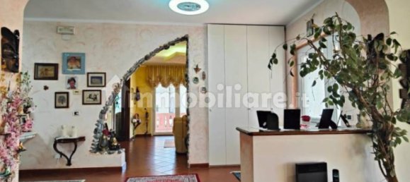 Villa de 5 dormitorios en Licciana Nardi, Italy No. 45269 46