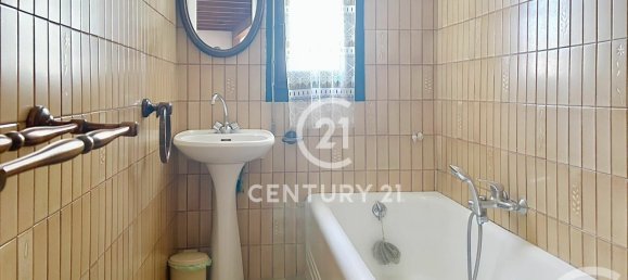 Casa de 4 dormitorios en Elne, France No. 333607 21