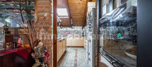 2 bedrooms Penthouse in Gattatico, Italy No. 211388 5