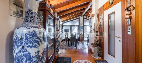 2 bedrooms Penthouse in Gattatico, Italy No. 211388 2