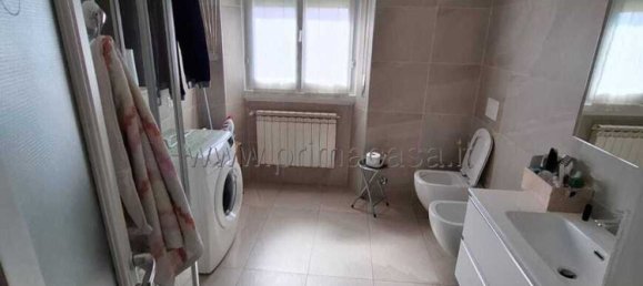 Квартира с 4 комнатами в Монца, Италия № 150457 7