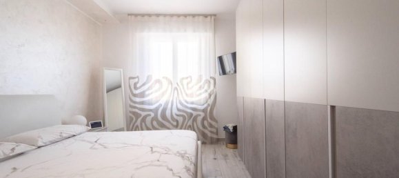 Apartamento de 4 habitaciónes en Carpi, Italy No. 303018 12