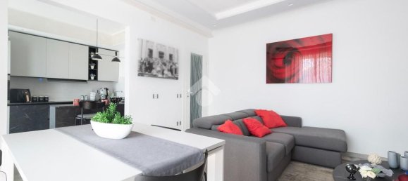 Apartamento de 4 habitaciónes en Carpi, Italy No. 303018 2