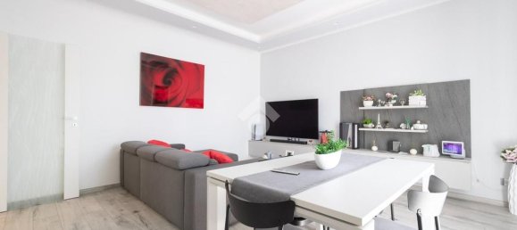 Apartamento de 4 habitaciónes en Carpi, Italy No. 303018 4