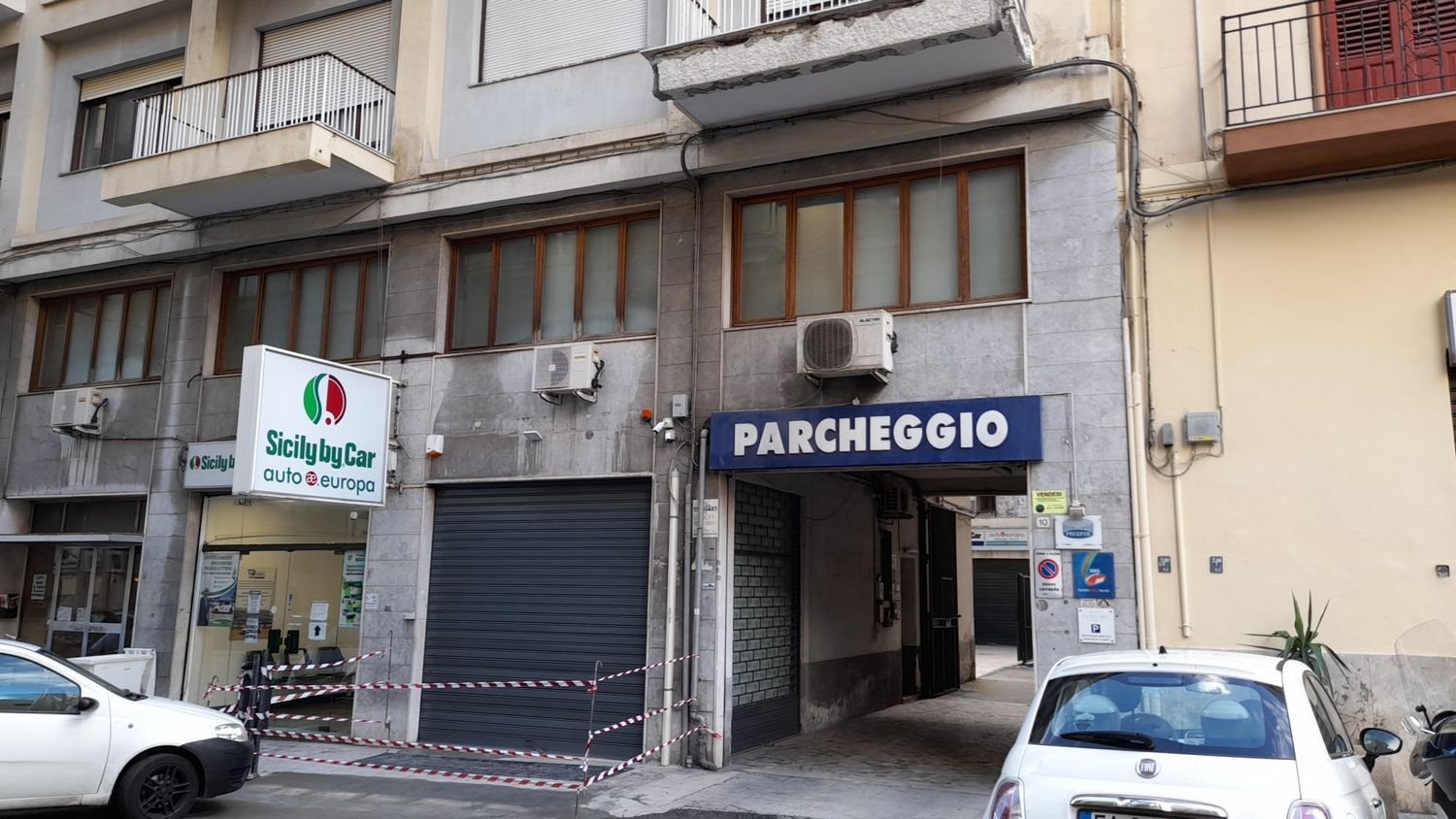  مكتب في Palermo, Italy 20متر مربع رقم 61454
