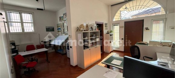 Apartamento T1 em Corsico, Italy N.º 101635 15
