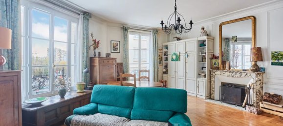 8-salle Appartement à Paris, France No. 166672 3