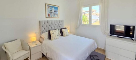 Ático de 3 dormitorios en La Duquesa, Spain No. 178338 15