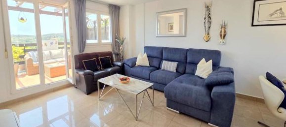 Ático de 3 dormitorios en La Duquesa, Spain No. 178338 10