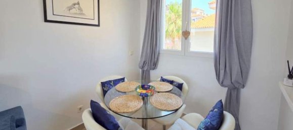 Ático de 3 dormitorios en La Duquesa, Spain No. 178338 11