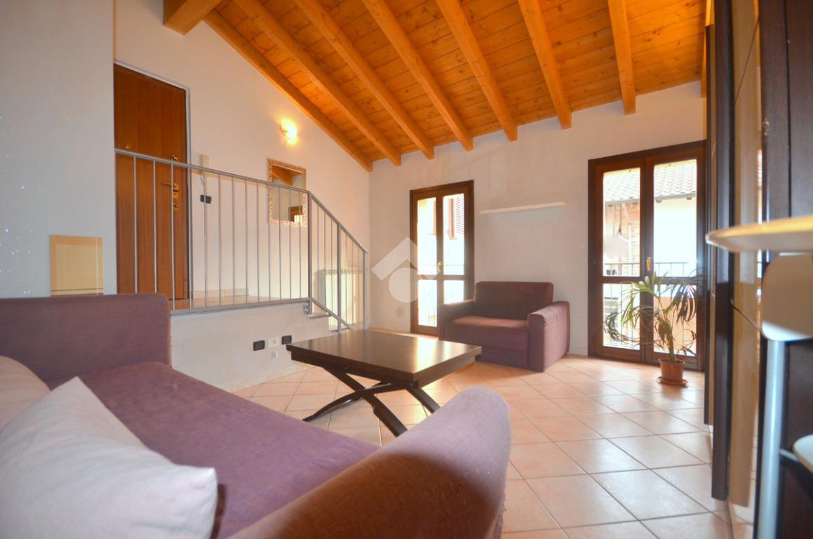 Estúdio em Caronno Pertusella, Italy N.º 238280