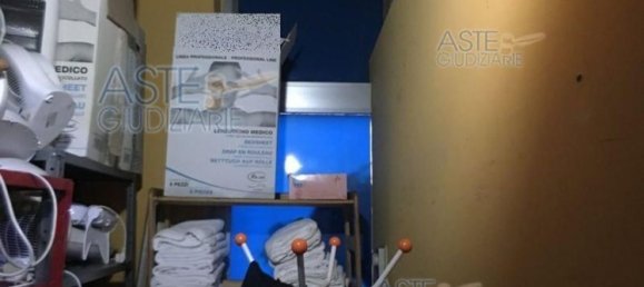 5 rooms Apartment in Rome, Italy No. 290155 21