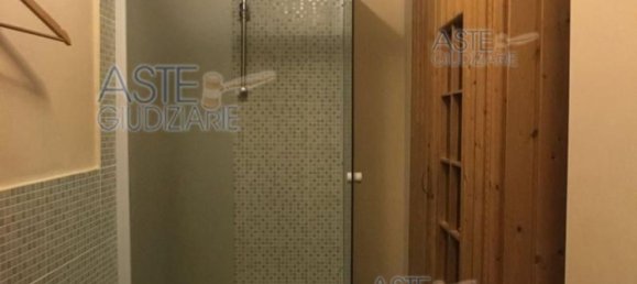 5 rooms Apartment in Rome, Italy No. 290155 11