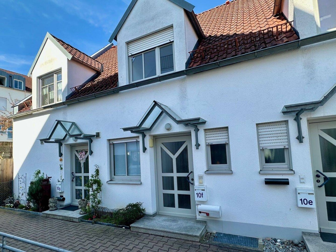 Таунхаус с 5 комнатами в Gunzburg, Германия № 366449