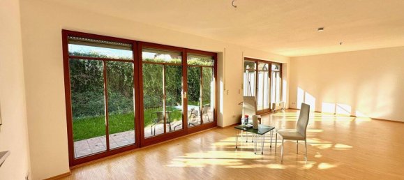 Таунхаус с 5 комнатами в Gunzburg, Германия № 366449 8