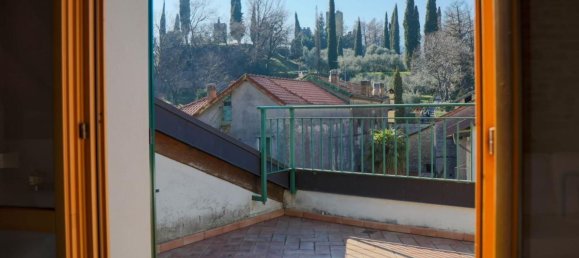 Casa de 5 divisões em Perledo, Italy N.º 273120 42