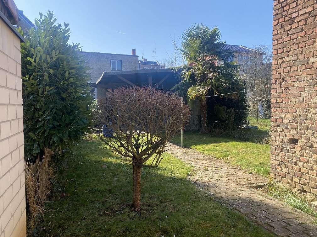 6 rooms House in Bonn, Germany No. 51998