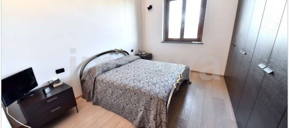 4 rooms Duplex in Cesano Maderno, Italy No. 64827 15