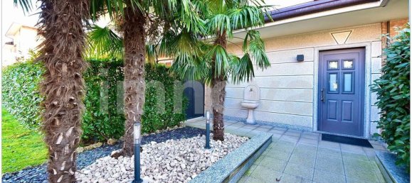 4 rooms Duplex in Cesano Maderno, Italy No. 64827 2