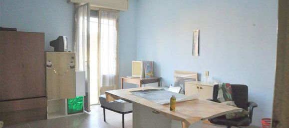 5 bedrooms Apartment in Pisa, Italy No. 326018 8