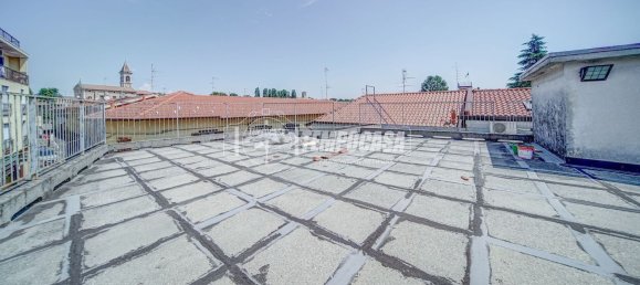 4 Schlafzimmer Haus in Somma Lombardo, Italy, Nr. 365559 41