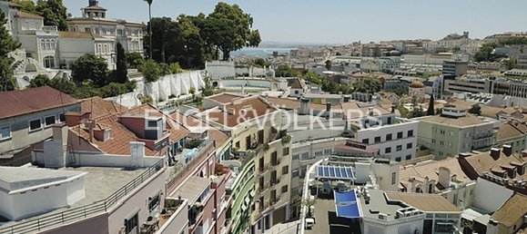 3 غرف نوم منزل ذو طابقين في Lisbon, Portugal رقم 10780 30