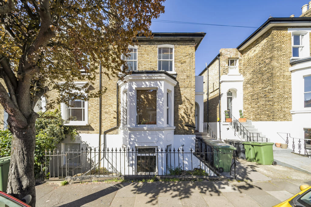 2 bedrooms Apartment in London, United Kingdom No. 7574