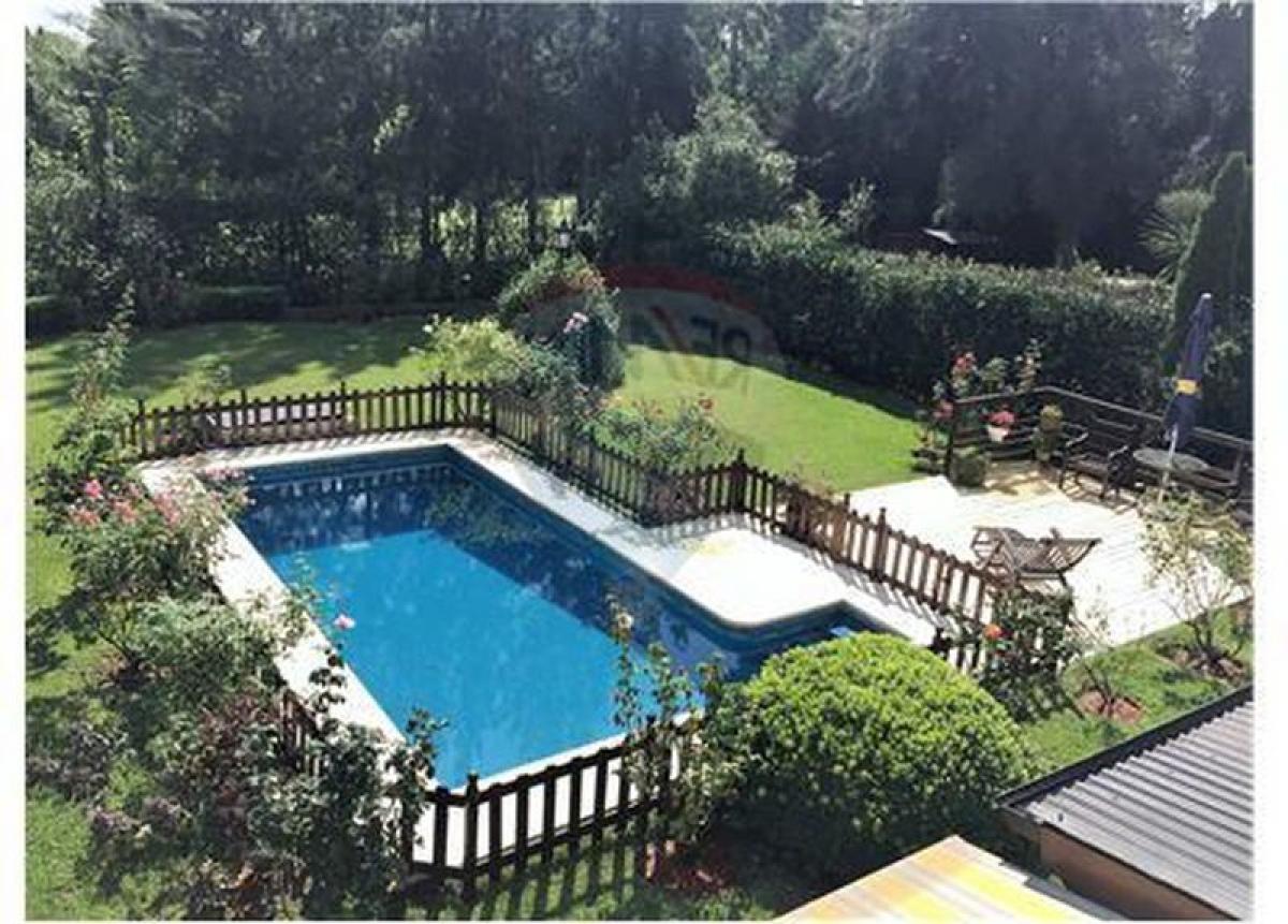 3 bedrooms House in Pilar, Argentina No. 17076