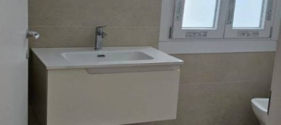 Квартира с 1 спальней в Милан, Италия № 341960 3