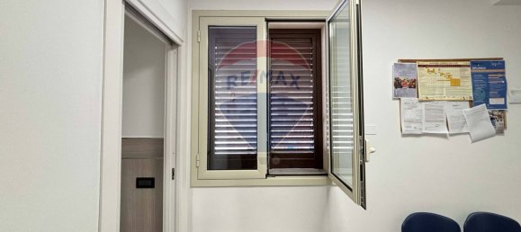 Büro in Monreale, Italy 85m², Nr. 58069 23