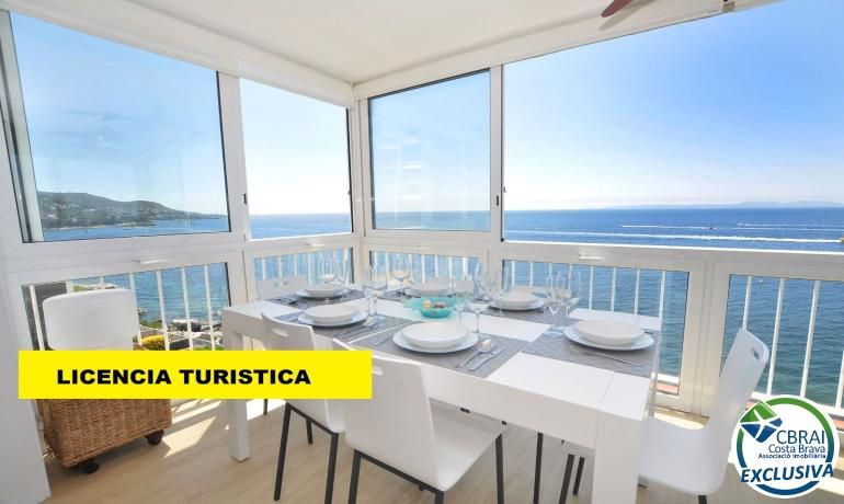 2 bedrooms Apartment in Roses, Spain No. 216072