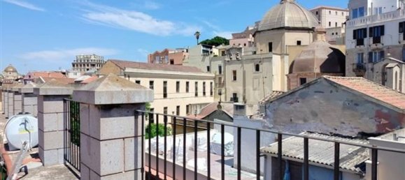 Apartamento T4 em Cagliari, Italy N.º 334262 30