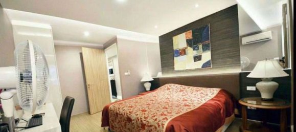 4 bedrooms Condo in Khlong Toei, Thailand No. 10185 14