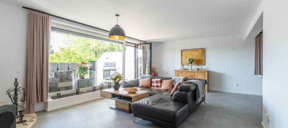 Бунгало с 2 спальнями в Рейн-Зиг, Германия № 274585 3