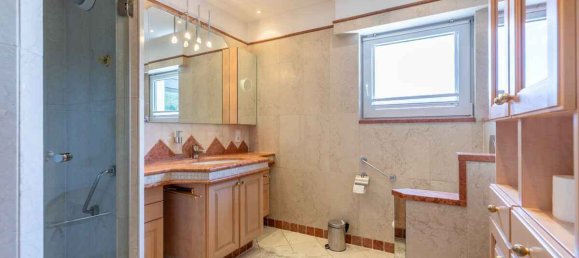 Бунгало с 2 спальнями в Рейн-Зиг, Германия № 274585 11