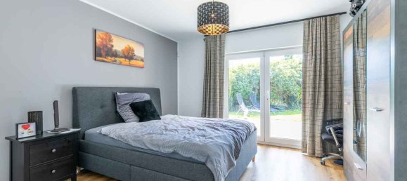 Бунгало с 2 спальнями в Рейн-Зиг, Германия № 274585 15