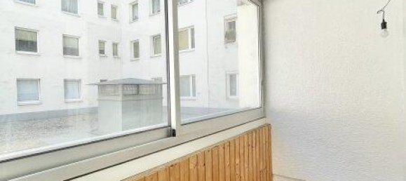 4 rooms Apartment in Favoriten, Austria No. 146653 4