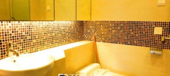 3 bedrooms Apartment in Ba Dinh, Vietnam No. 2384 8