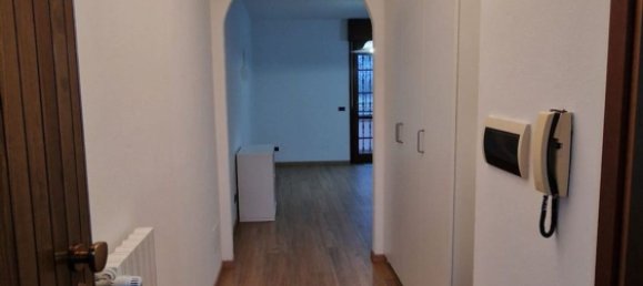 7 rooms House in Ferrara, Italy No. 19179 4