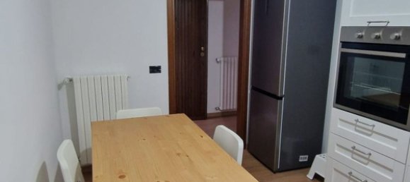 7 rooms House in Ferrara, Italy No. 19179 3