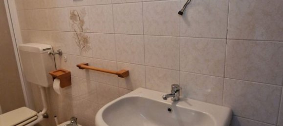 7 rooms House in Ferrara, Italy No. 19179 30