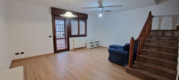 7 rooms House in Ferrara, Italy No. 19179 7