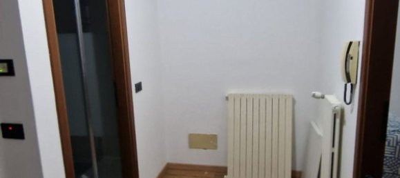 7 rooms House in Ferrara, Italy No. 19179 18