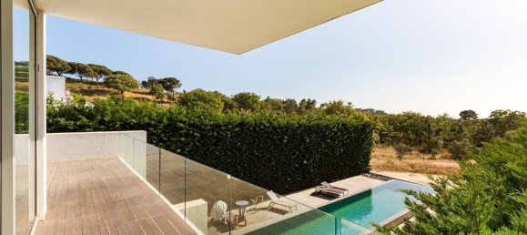 3 bedrooms Villa in Sesimbra, Portugal No. 145210 7